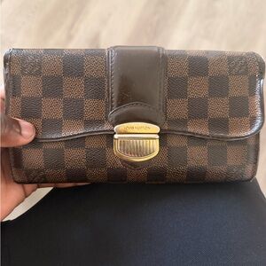 Louis Vuitton Damier Ebene Wallet Clutch